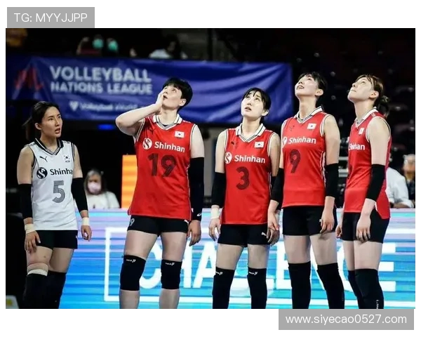 成都排球队以76分领跑城市联赛积分榜展现强劲实力