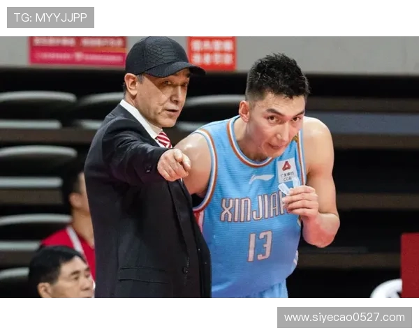 可兰白克的传奇人生与对现代社会的深远影响探讨