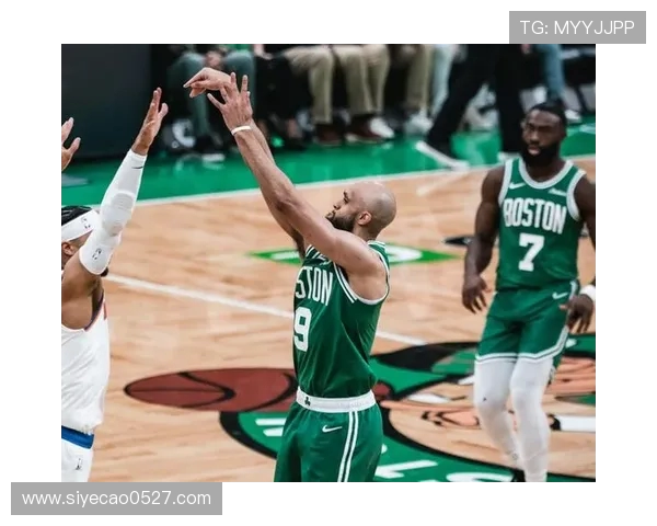 季后赛激战再起尼克斯与热火的巅峰对决即将上演