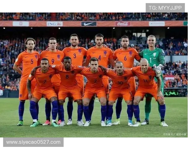 荷兰与德国欧预赛首发阵容分析及战术对比探讨 荷兰与德国欧预赛首发阵容分析及战术对比探讨